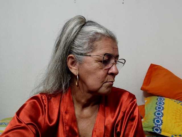 candy-mature live cam preview