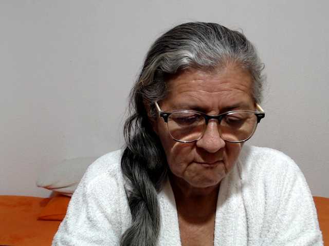 candy-mature live cam on BongaCams
