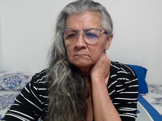 candy-mature