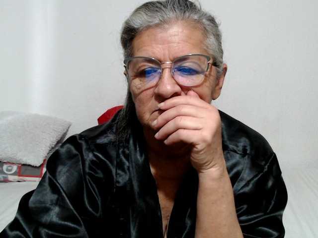 candy-mature
