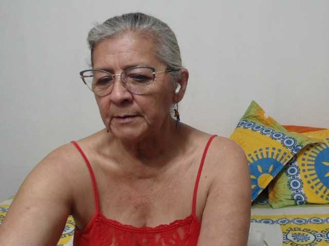 candy-mature