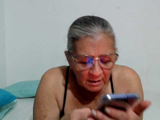 candy-mature