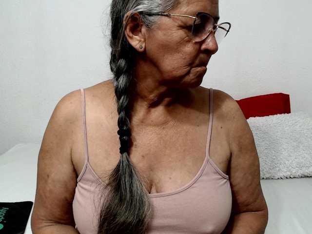candy-mature live cam preview
