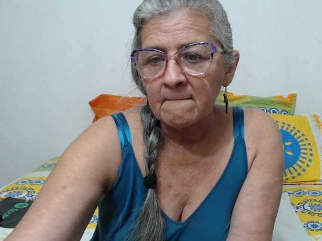 candy-mature