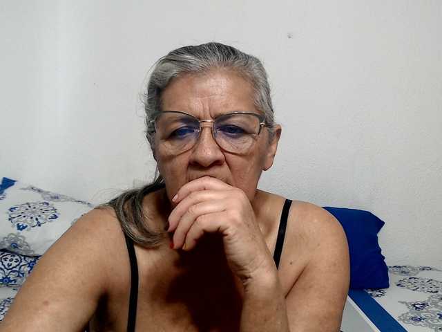 candy-mature