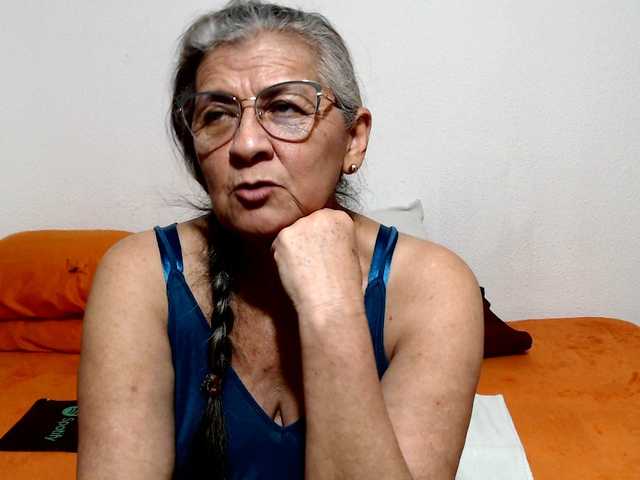 candy-mature live cam on BongaCams