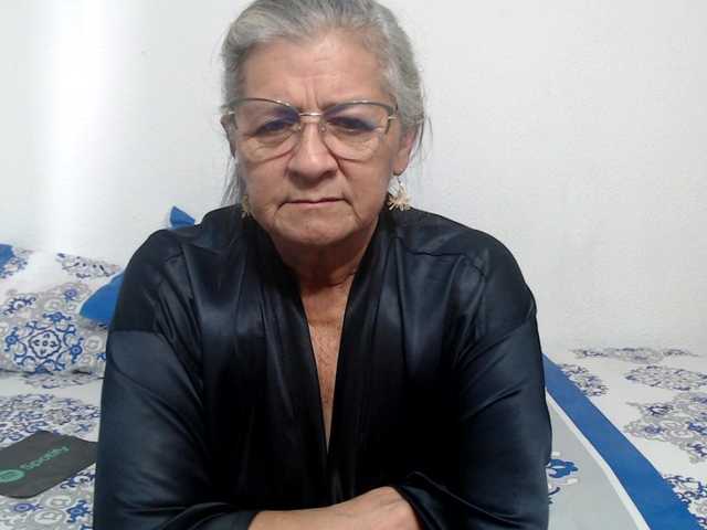 candy-mature