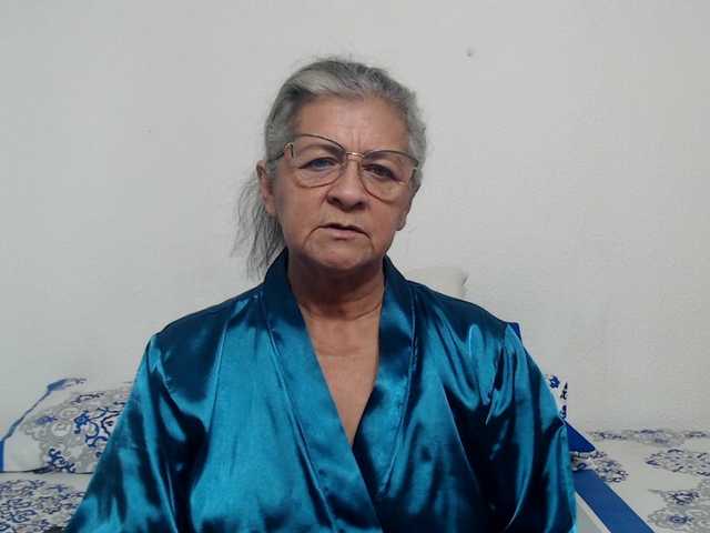 candy-mature