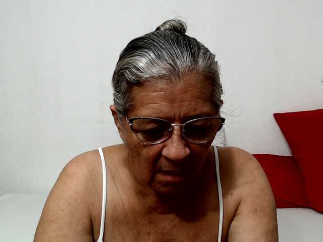 candy-mature