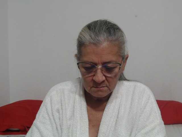 candy-mature live cam on BongaCams