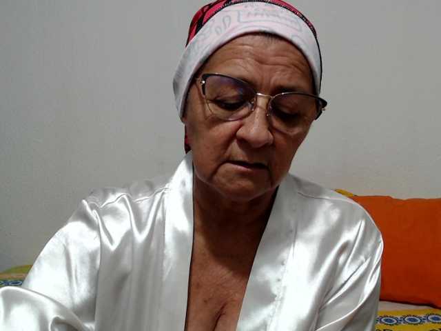 candy-mature live cam preview