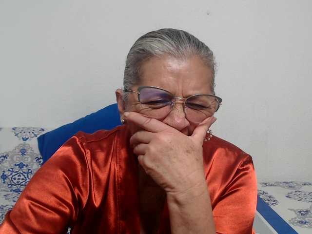 candy-mature