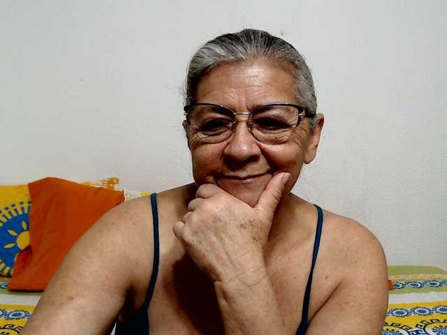 candy-mature