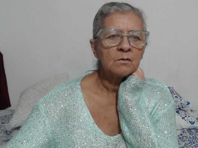 candy-mature live cam on BongaCams