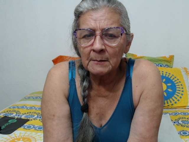 candy-mature
