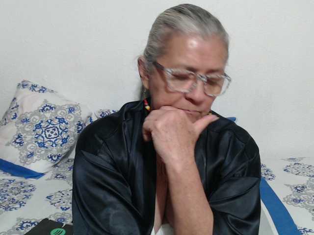 candy-mature