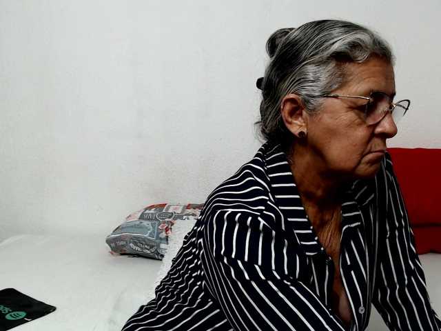 candy-mature live cam