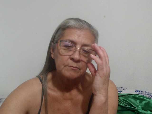 candy-mature