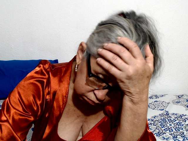 candy-mature live cam on BongaCams
