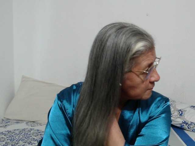 candy-mature