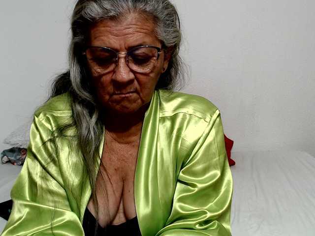 candy-mature