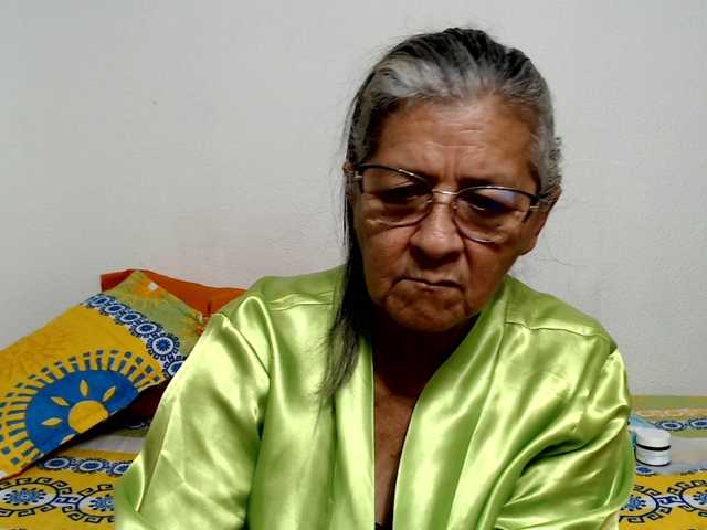 candy-mature live cam on BongaCams