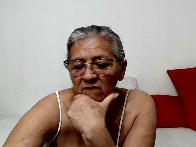 candy-mature