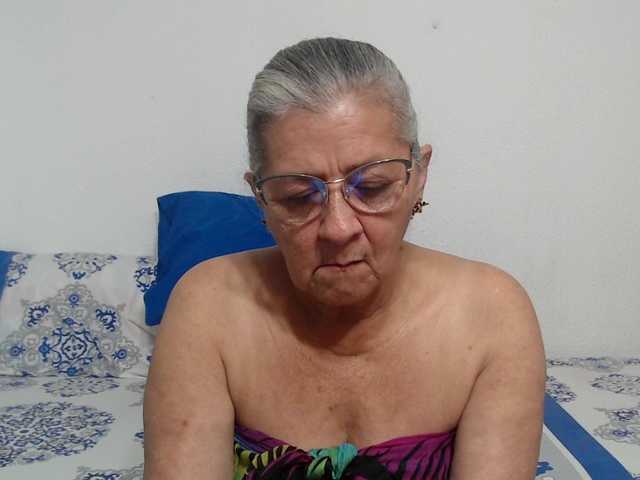 candy-mature