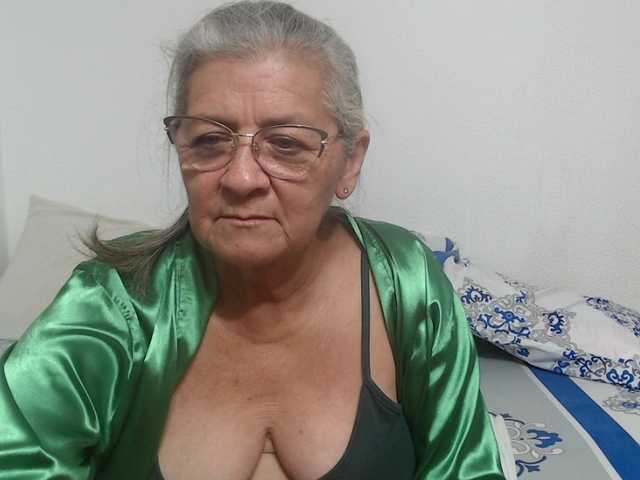 candy-mature