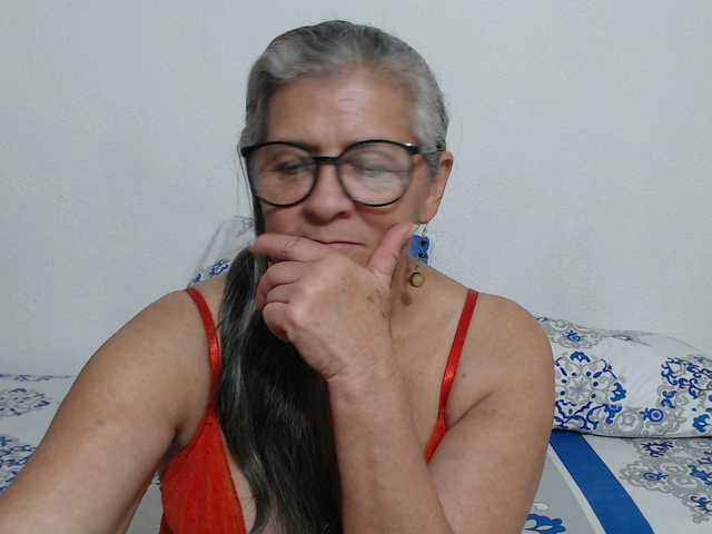 candy-mature