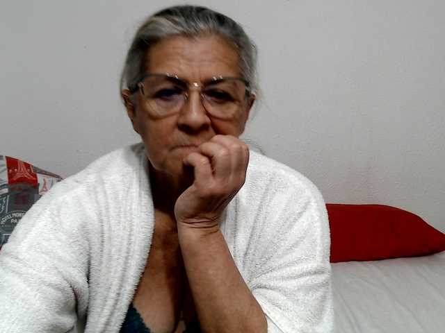 candy-mature