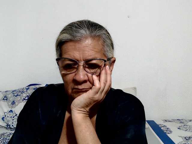 candy-mature live cam on BongaCams