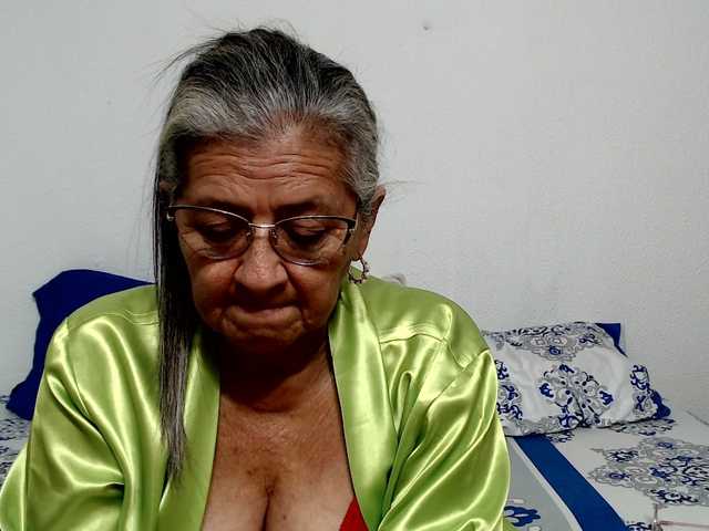 candy-mature