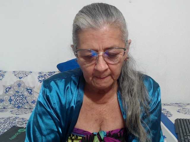 candy-mature