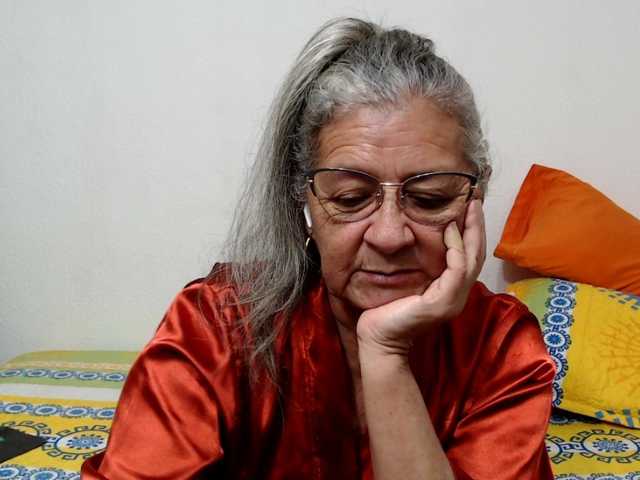 candy-mature live cam on BongaCams