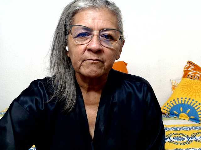 candy-mature