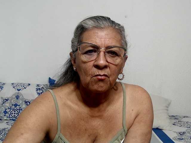 candy-mature