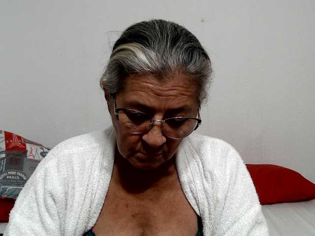 candy-mature live cam on BongaCams