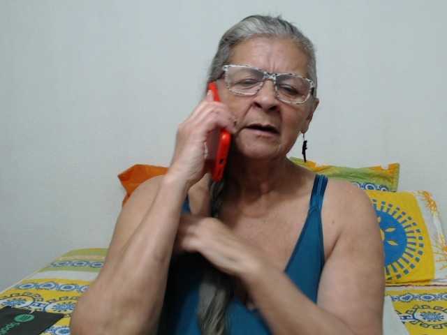 candy-mature