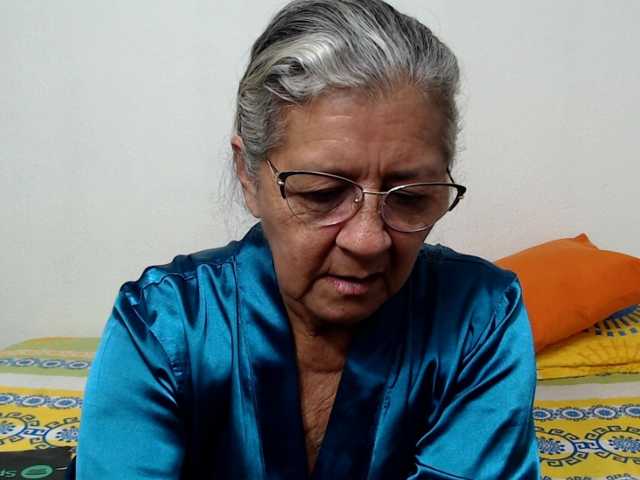 candy-mature live cam on BongaCams