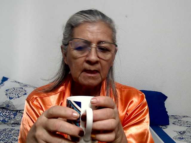 candy-mature
