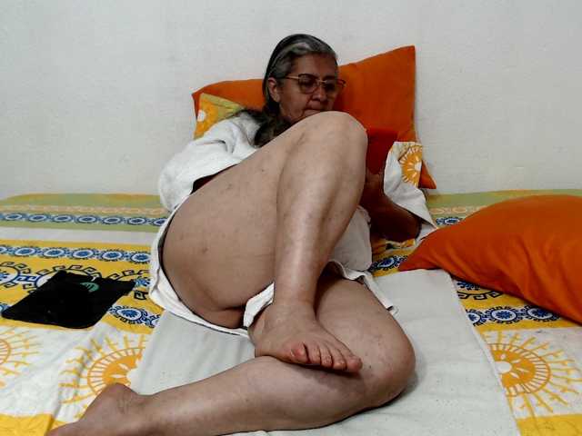 candy-mature