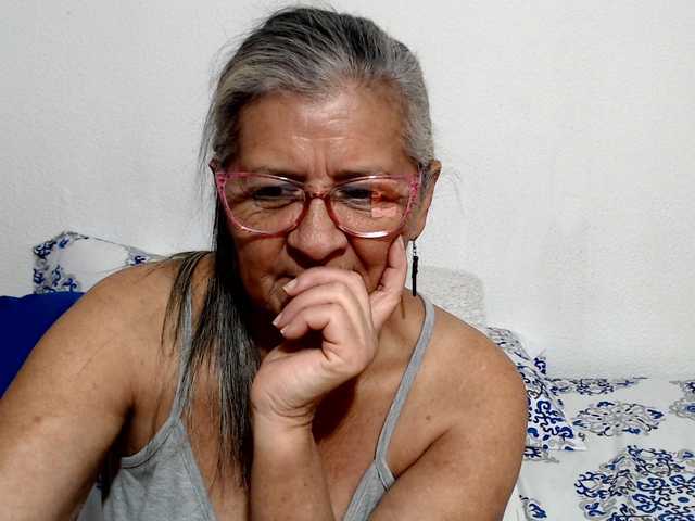 candy-mature