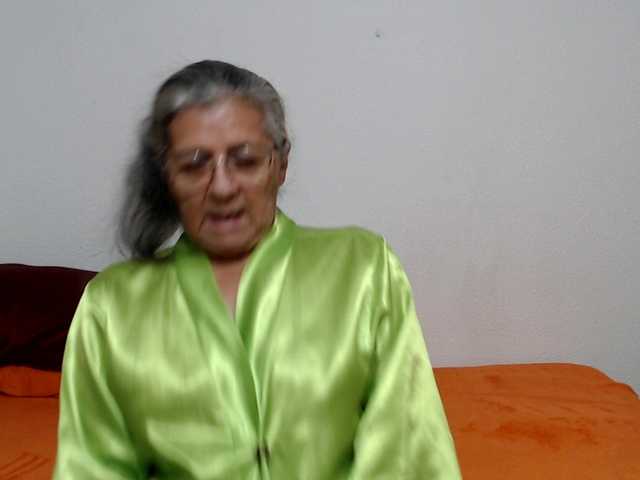 candy-mature live cam on BongaCams