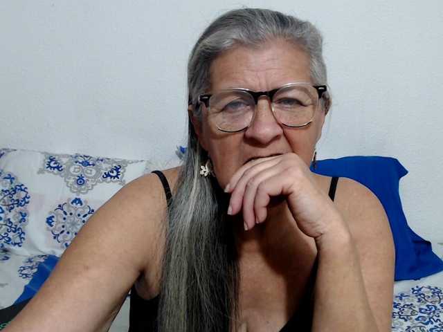 candy-mature