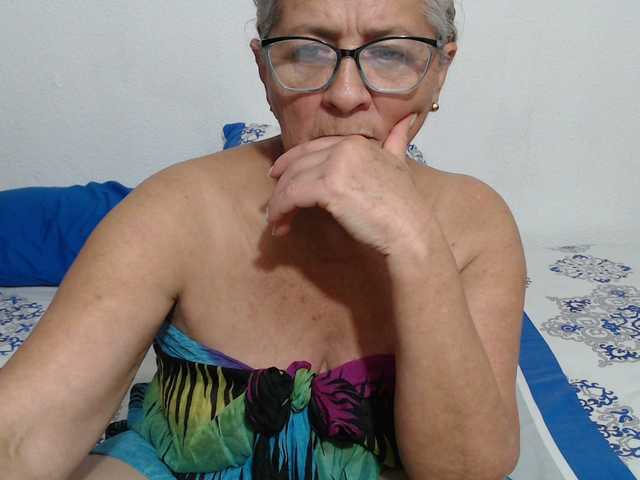 candy-mature