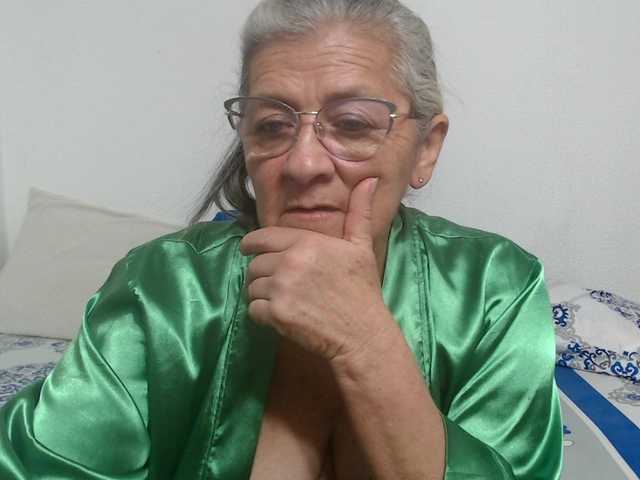 candy-mature
