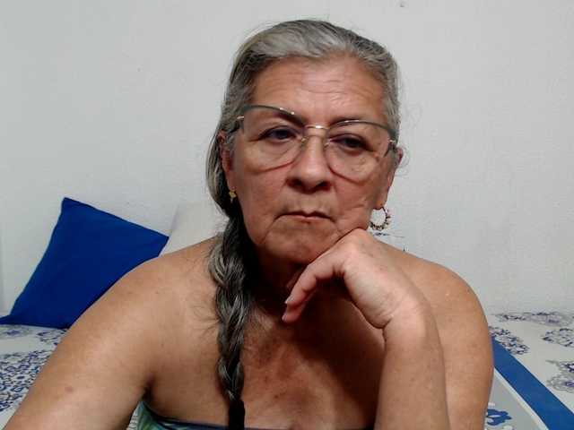 candy-mature