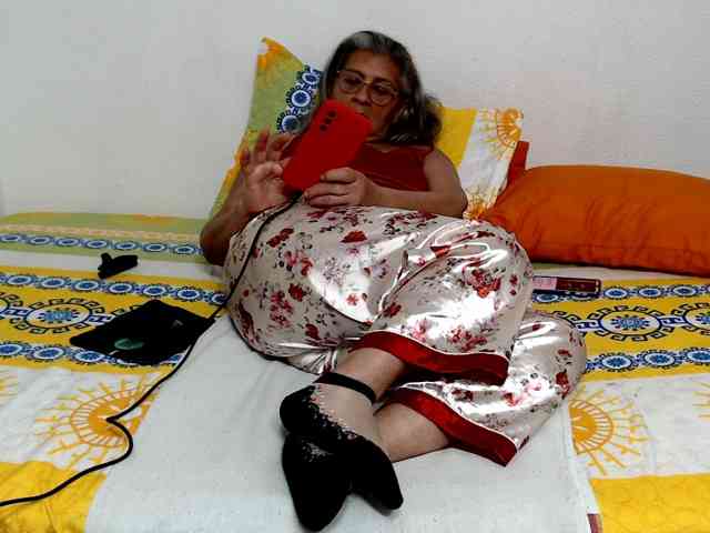Candy-mature