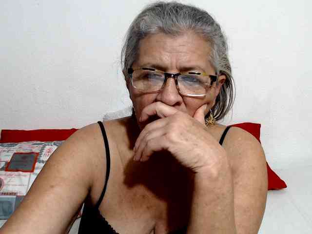 candy-mature webcam